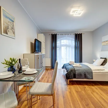 Promenada * Svinoústí